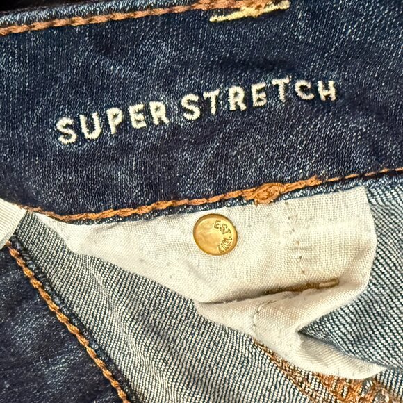 American Eagle Super Stretch Shorts - Size 16 - Picture 12 of 13